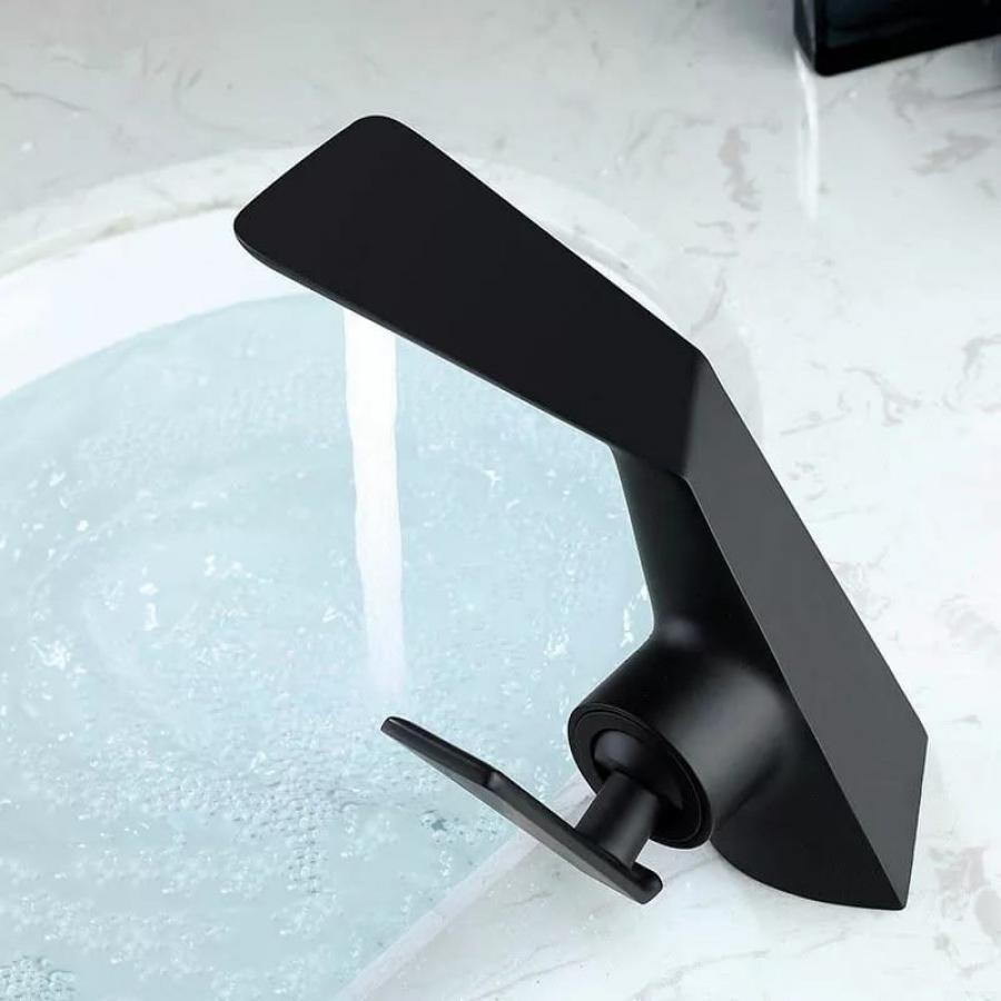 Baterie Lavoar, din Alama Sanitara, culoarea Neagra